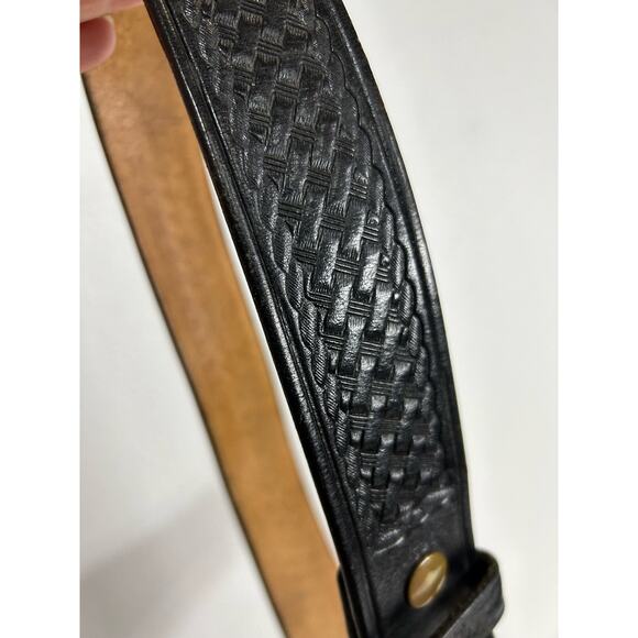 Triple K Black Basketweave Embossed Leather Brass Buckle Western Belt Size 32 - Picture 5 of 6